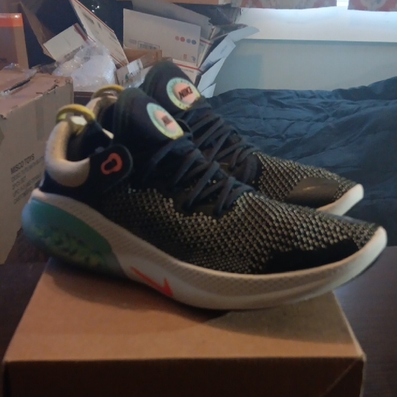 Nike Joyride Run Flyknit Rare Off Noir Mens 11 Womens 12.5 EUC - Picture 3 of 10